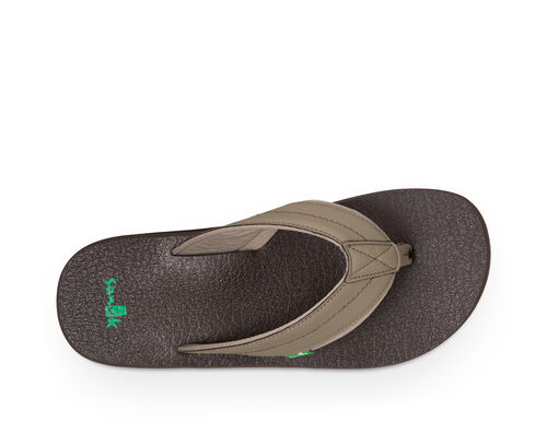 Men's Sandals & Squishy Flip Flops