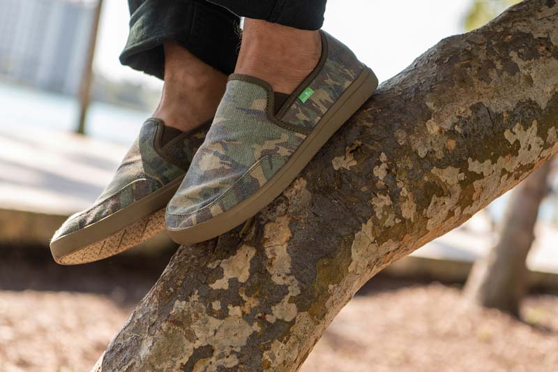 sanuk camouflage shoes